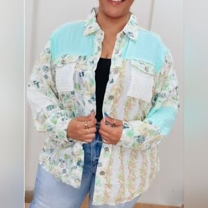 POL Women's Multicolor Button Down Shirt